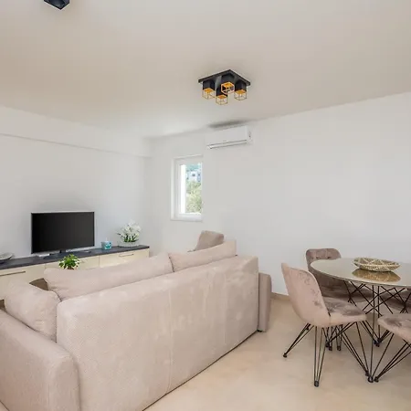 Luxury New Dajla Appartement *